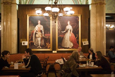 Ambiance au Café Landtmann © Maurice Rougemont