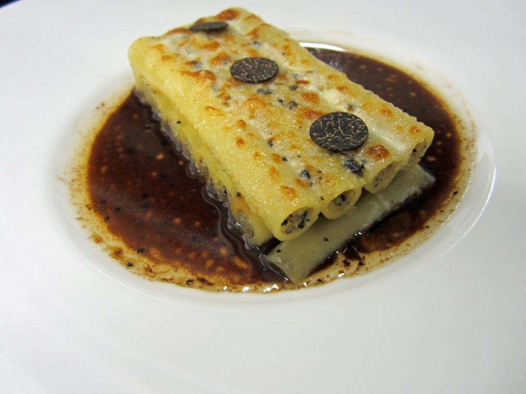 Gratin de macaronis farcis © AA