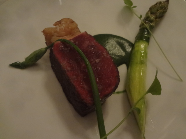 Boeuf de Galice, asperge, raifort © GP