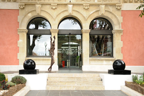 La façade © DR