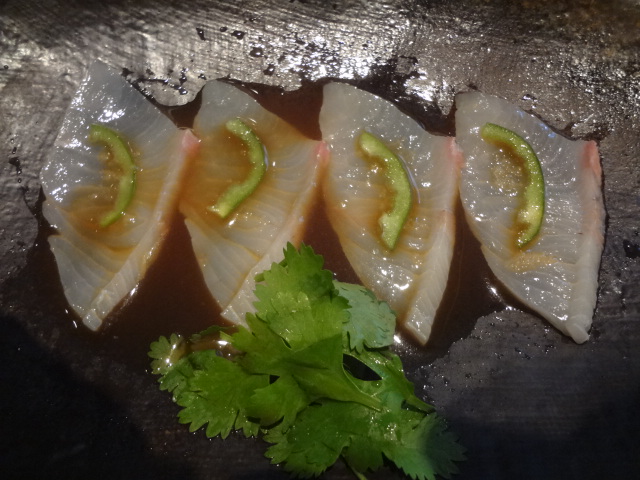 Carpaccio de yellow tail au yuzu © GP