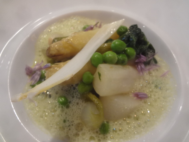 Asperges et petits pois © GP