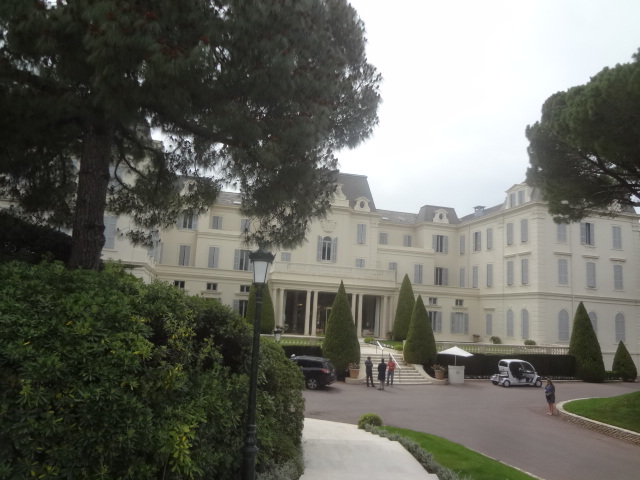 L'Hôtel du Cap vu du parc © GP