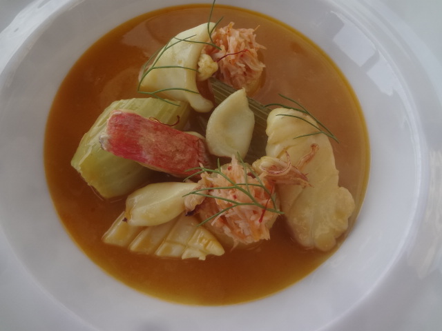 Thon et calamars au jus de bouille © GP