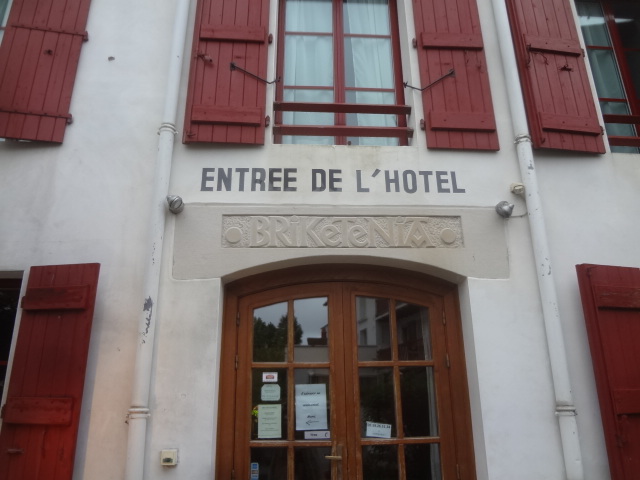 Entrée de l'hôtel © GP