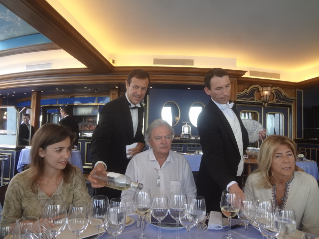 Le service en action © GP