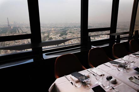 Vue du Ciel de Paris © Maurice Rougemont