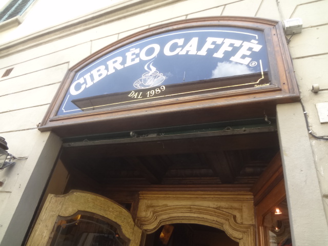La façade du Caffè © GP