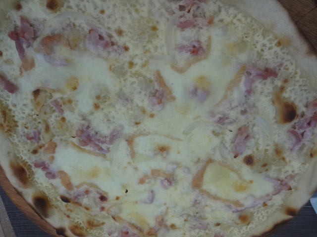 Tarte flambée au munster © GP