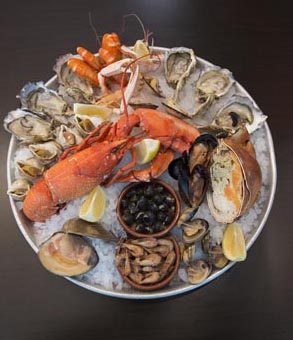 Le plateau de fruits de mer © Maurice Rougemont