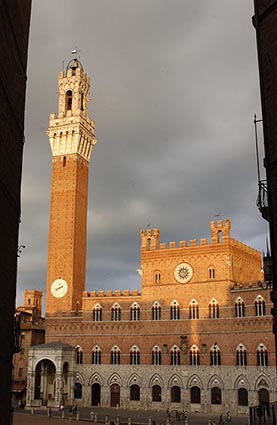 Palazzo Publico © Maurice Rougemont