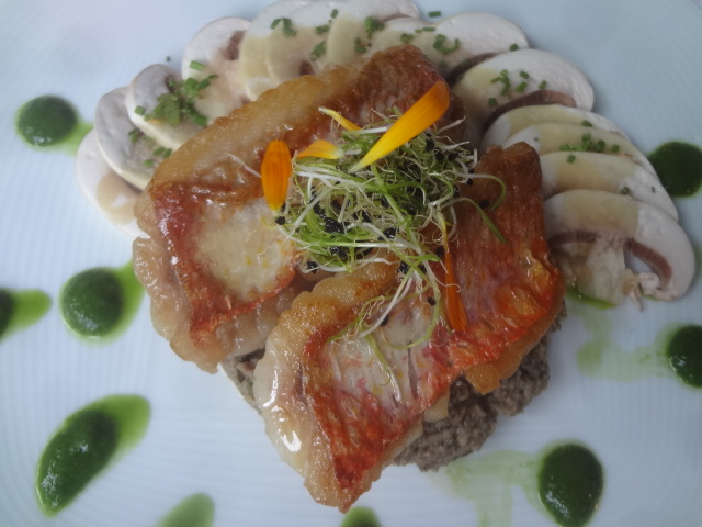 Rouget et champignons © GP