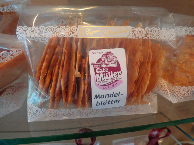 Feuillantines aux amandes © GP