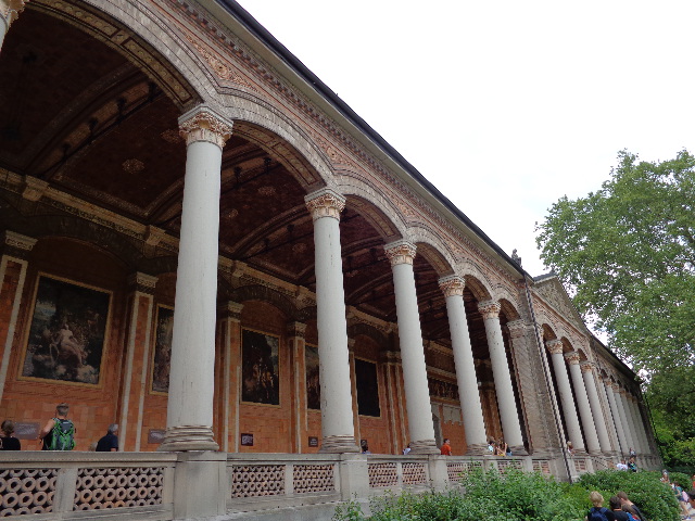 La buvette des thermes © GP
