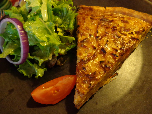 Tarte à l'oignon © GP