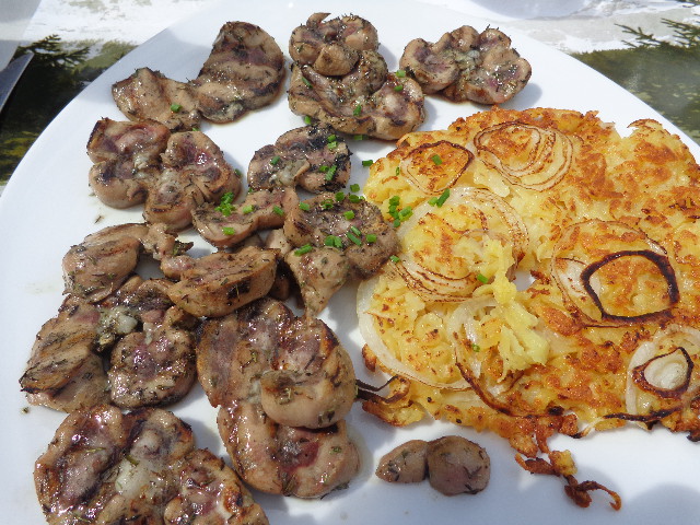 Rognons sur le grill © GP