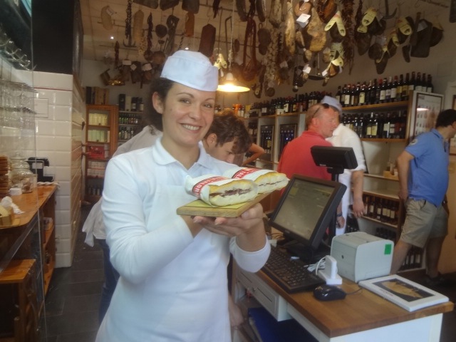 Le service des sandwiches © GP