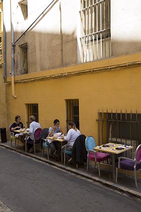 En terrasse © Maurice Rougemont