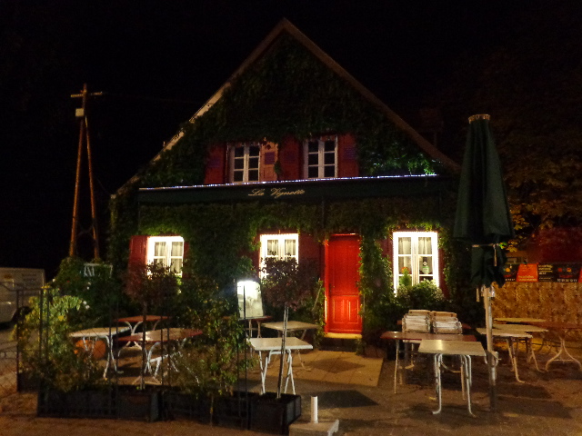 La maison, de nuit © GP