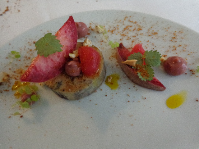 Foie gras et pêche de vigne © GP