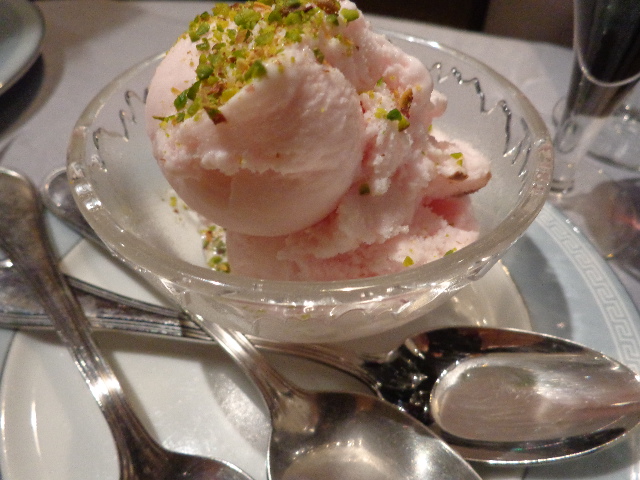 Glace à la rose © GP