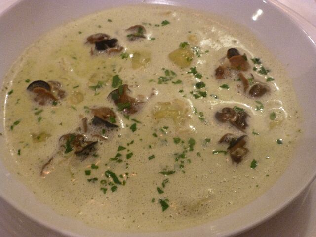 Fricassée d'escargots aux ravioles du Royan © DC