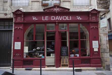La façade © Maurice Rougemont