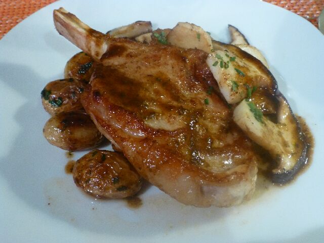 Côte de veau aux cèpes © DC