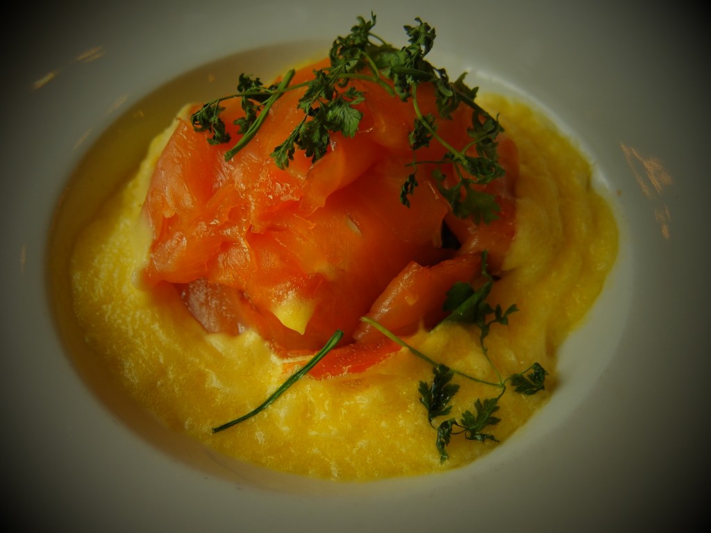 Oeuf poché au saumon © GP
