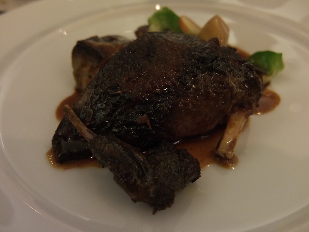 Palombe flambée et foie gras de canard © GP