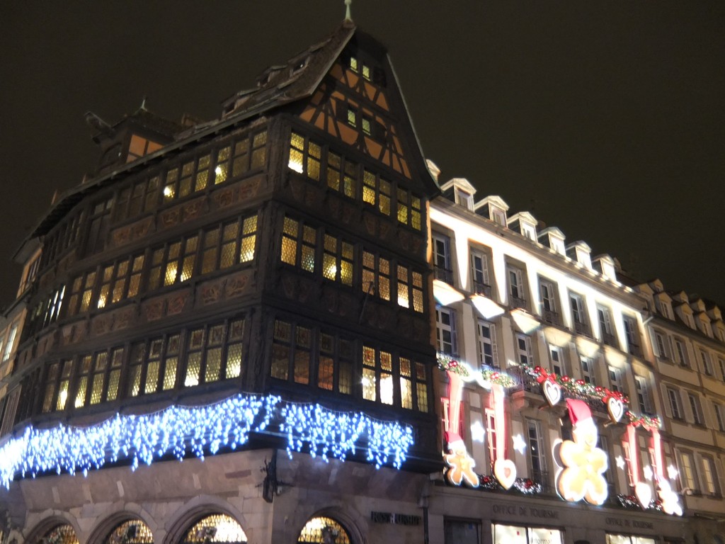 La Maison Kammerzell en habit de Noël © GP