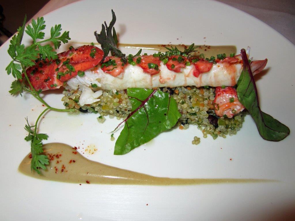 Homard poché © AA