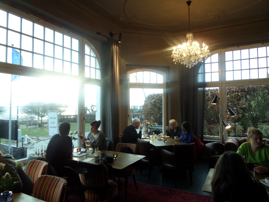 L'après-midi au salon © GP