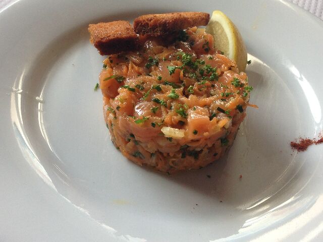 Tartare de saumon © DC