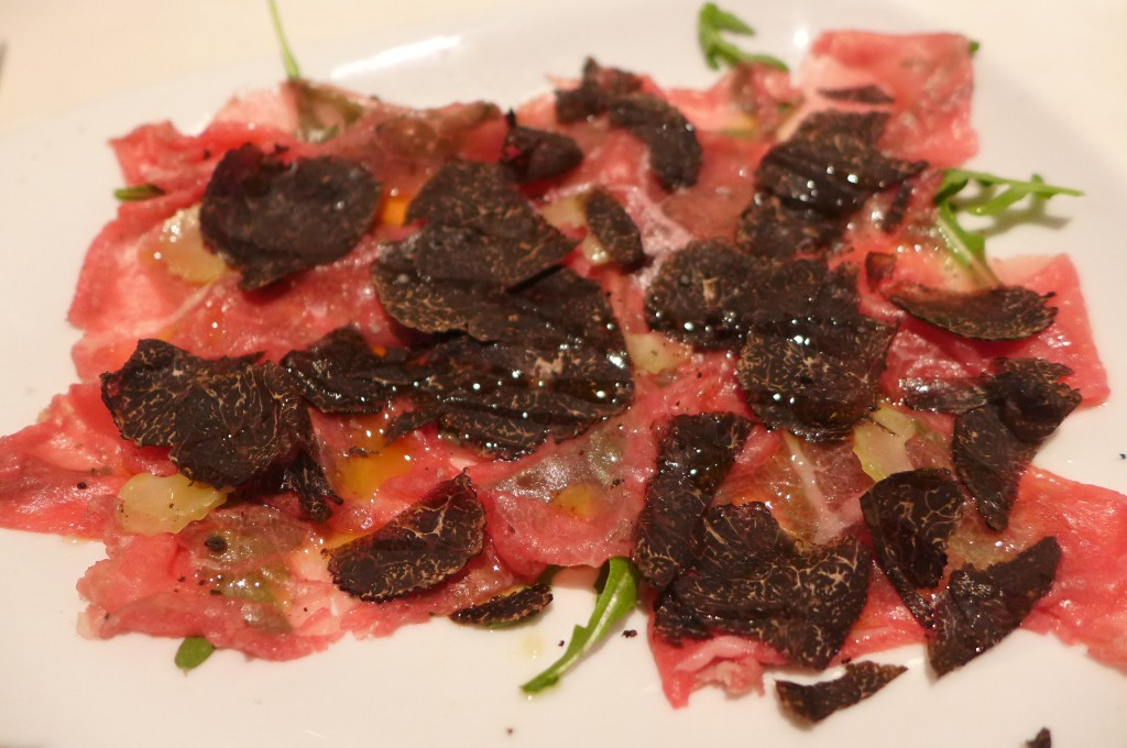 Carpaccio aux truffes © GP