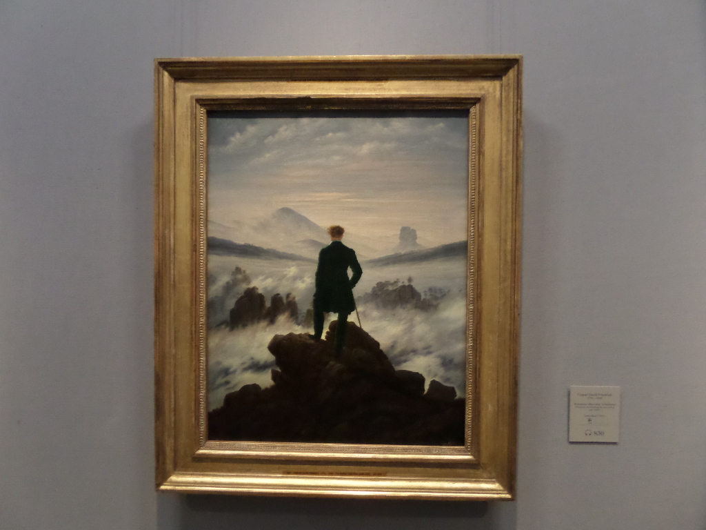Le voyageur regardant la mer des nuages © GP