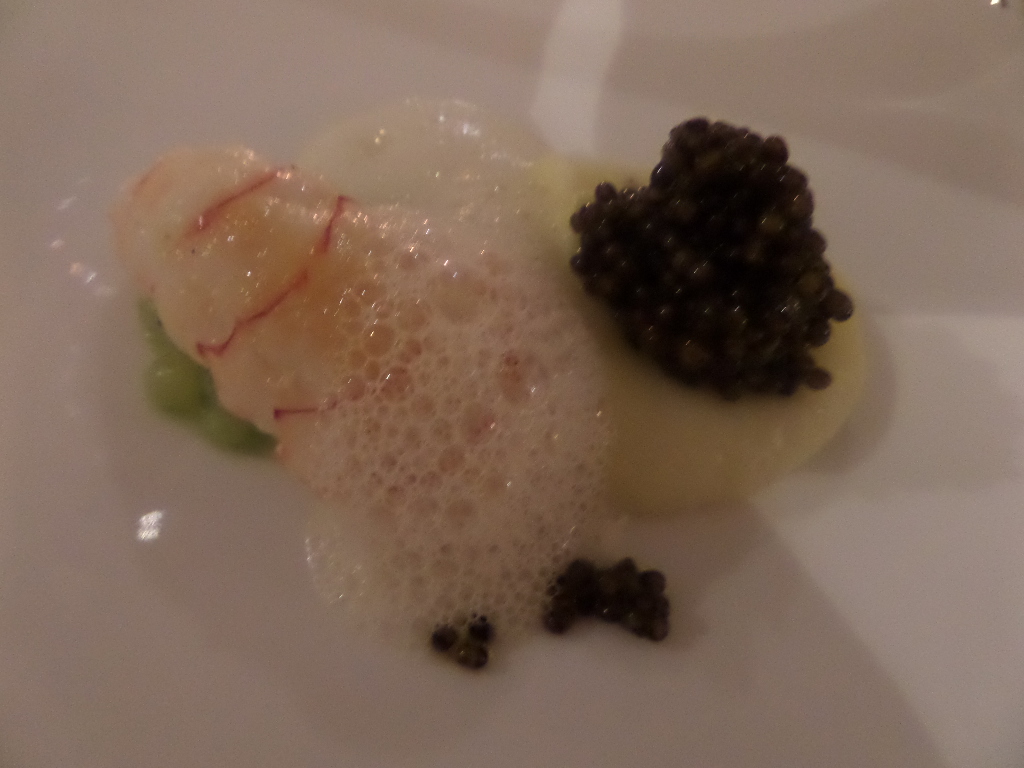Langoustine, purée, caviar © GP
