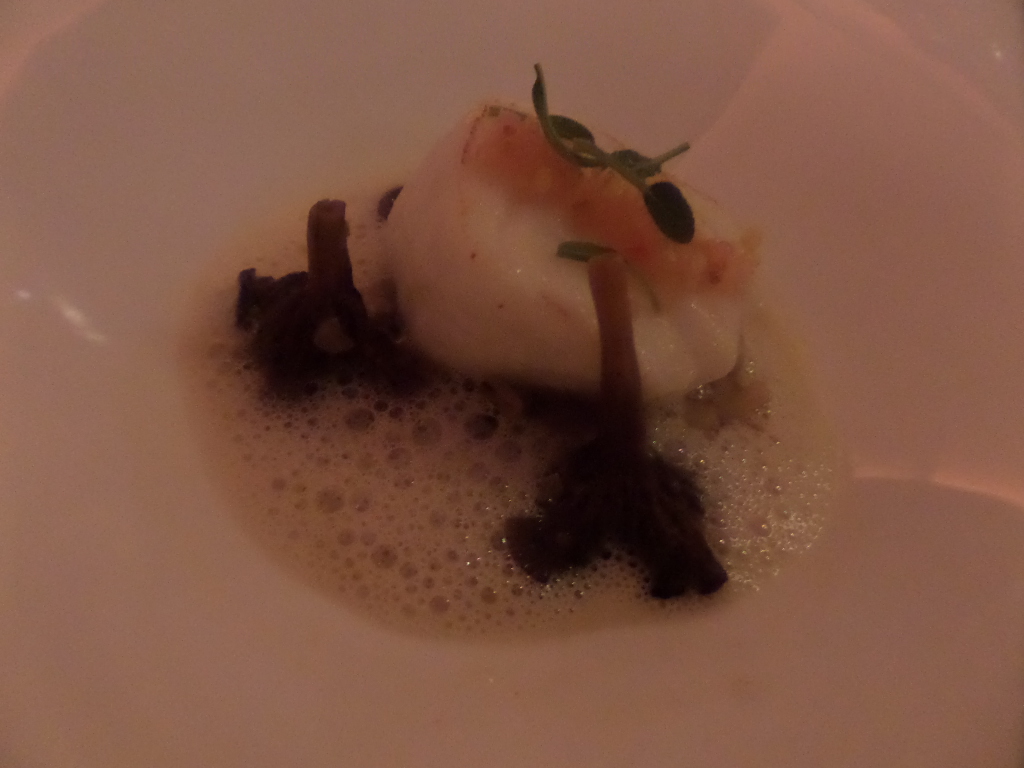Skrei, champignons, artichaut © GP