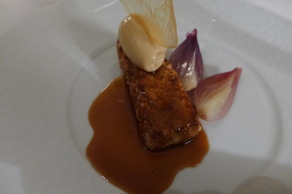 Cochon de lait confit et pané © GP