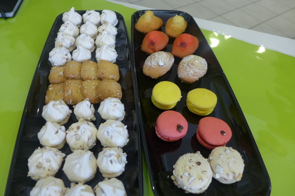 Des gâteaux à la dragée et à la groseille © GP