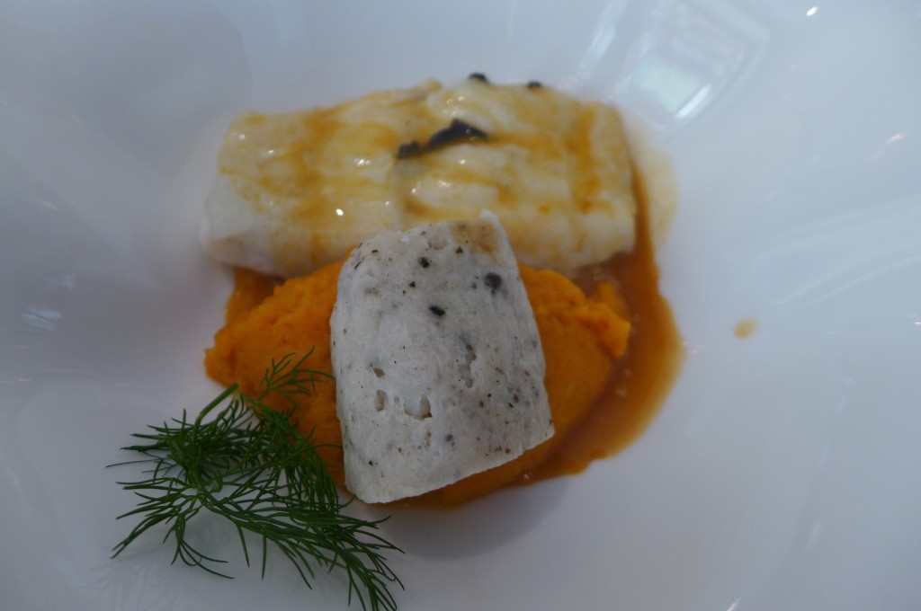 Turbot et quenelle © GP