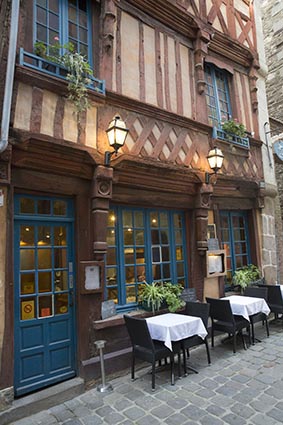 Façade © Maurice Rougemont
