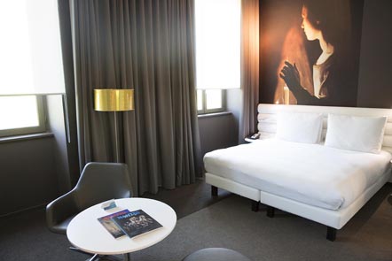 Une chambre © Maurice Rougemont