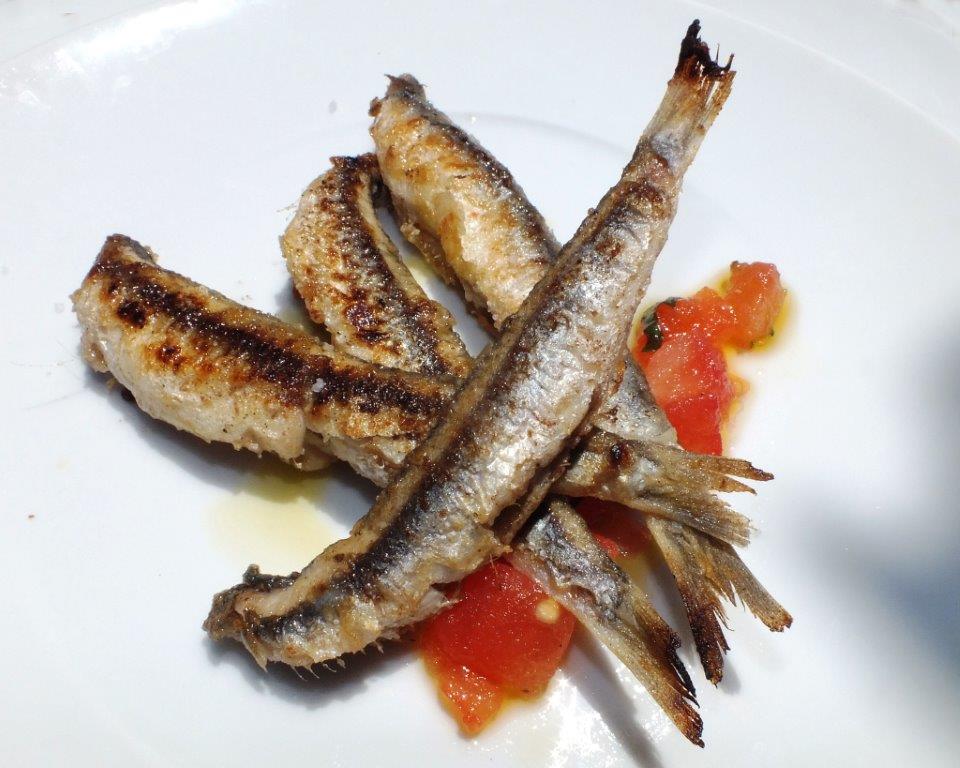 Anchois frais poêlés © AA