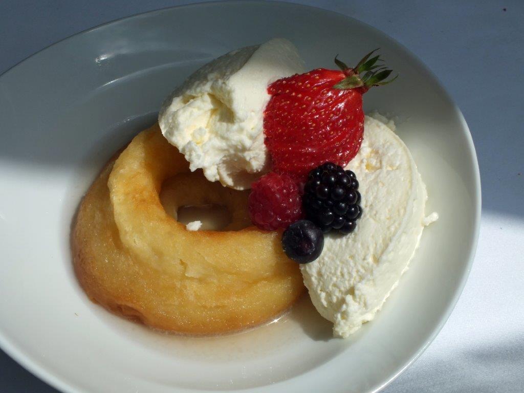 Baba au rhum © AA