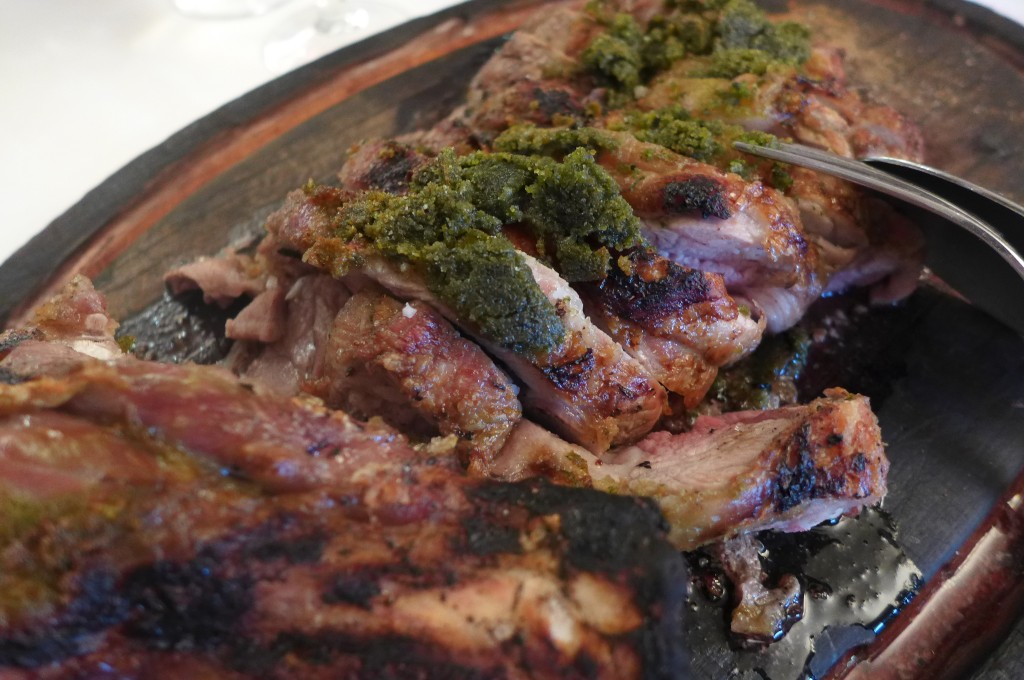 Epaule d'agneau en croûte d'herbes © GP