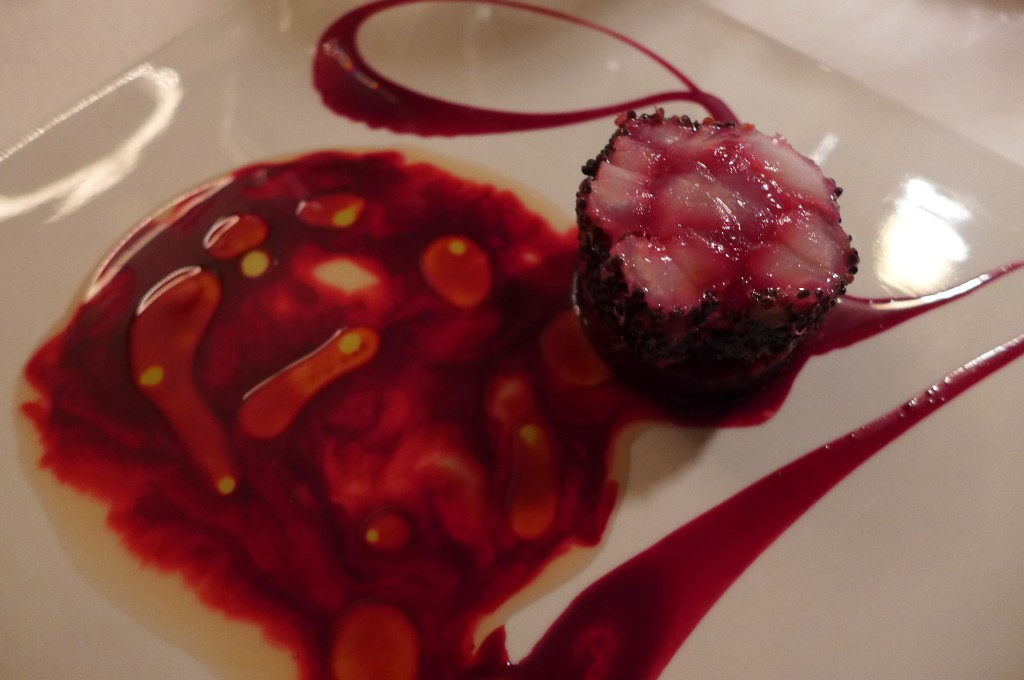 Lotte au jus de betterave © GP