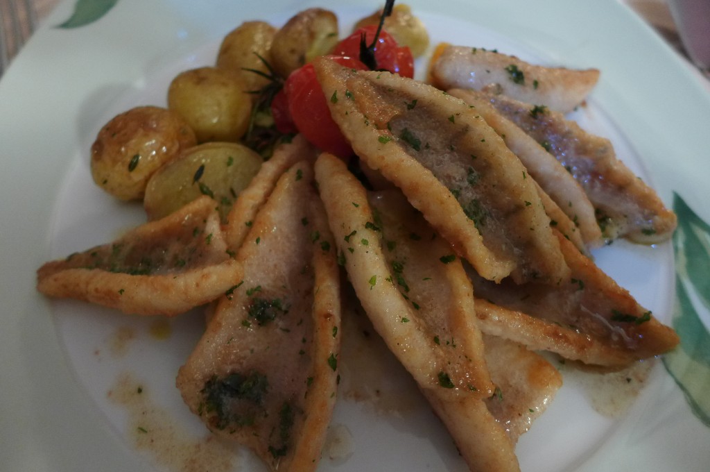 Filet de perche meunière © GP