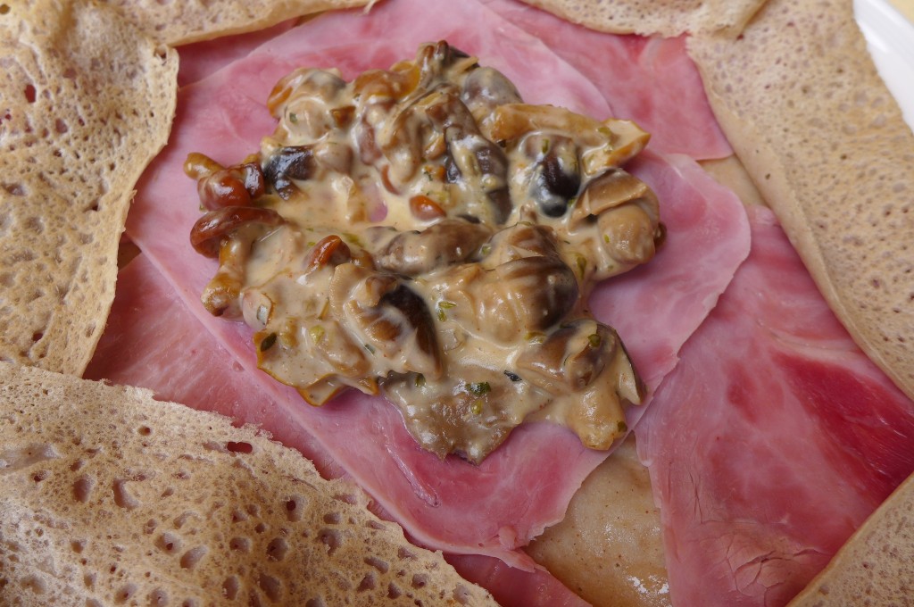 Crêpe champignos et jambon © GP