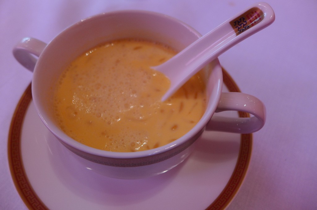 Crème de mangue, perles de sagou © GP